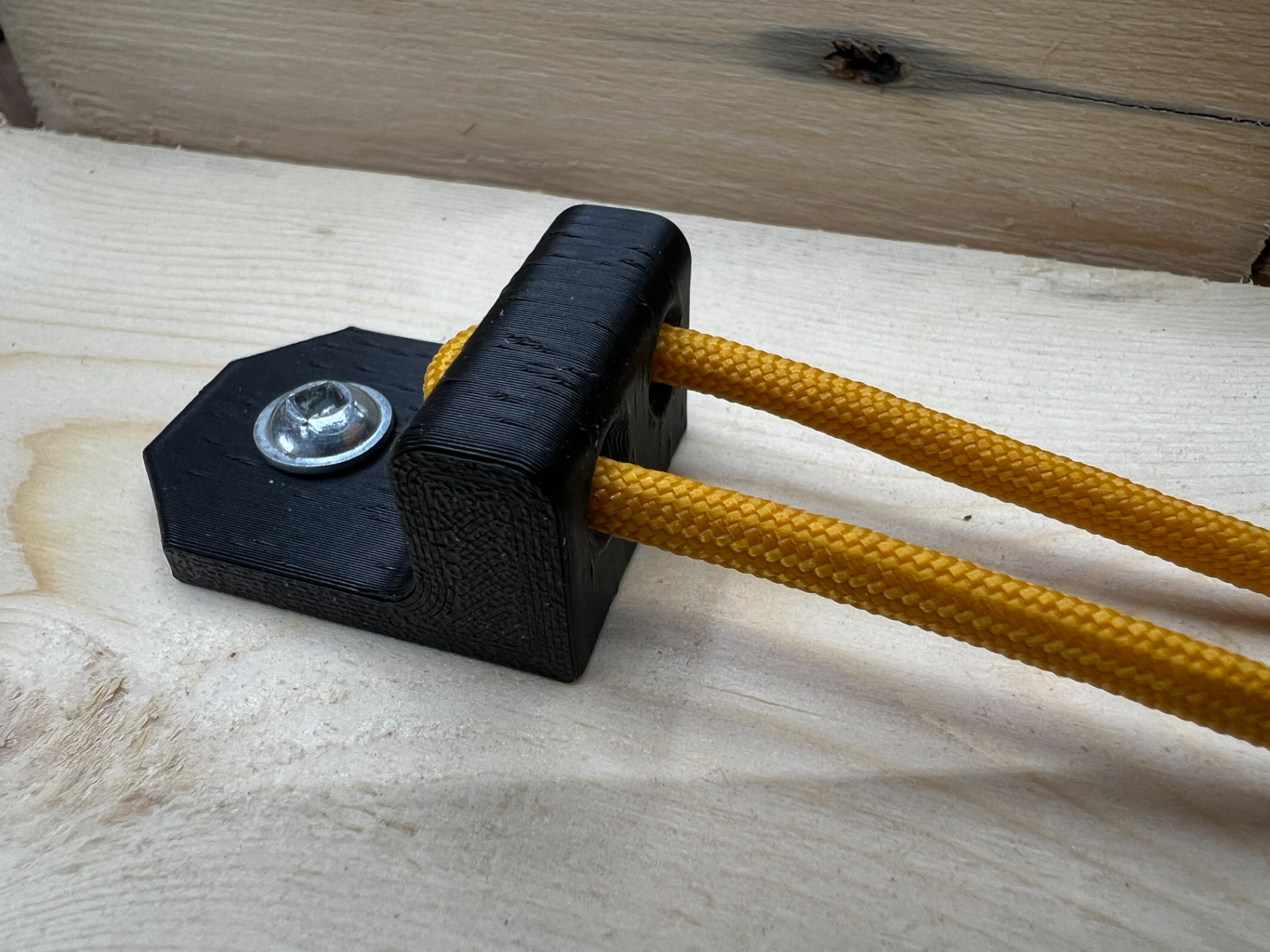 3D Printed EDC Gear - Paracord Surface Mount Double Eyelet