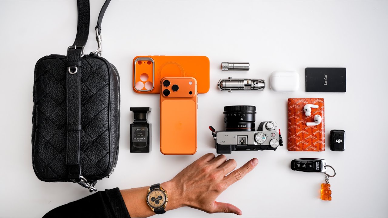 My Updated Tech EDC (Every Day Carry) – With the new iPhone 17 Pro Max